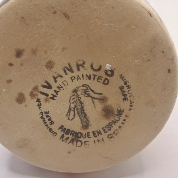 Hand Painted Vintage Floral Ivanros, Made in Spain Pottery Vase. - Picture 3 of 8